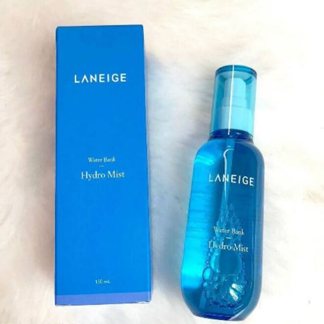 Xịt khoáng Laneige Water Bank Hydro Mist.