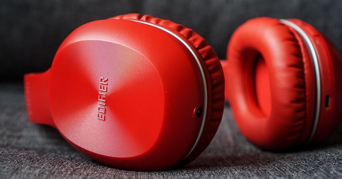 Edifier W800BT: Tai nghe bluetooth giá hợp lý, hiệu năng tốt so với tầm tiền