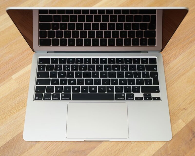 MacBook Air M5 tăng giá tại Việt Nam, cấu hình mạnh hơn nhưng vẫn tồn tại nhược điểm