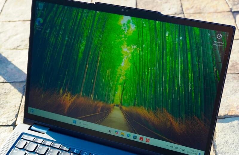 Lenovo ThinkPad X13 Gen 5: Máy tính xách tay 2 trong 1 nhỏ gọn nhưng giá cao