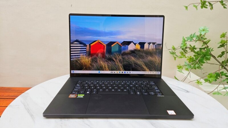 ASUS ProArt P16 H7606: Chiếc laptop quyền năng cho dân sáng tạo!