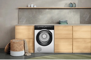 Electrolux EDV904H3EC giá hợp lý, máy sấy quần áo 9kg chống nhăn, bảo vệ sợi vải tốt