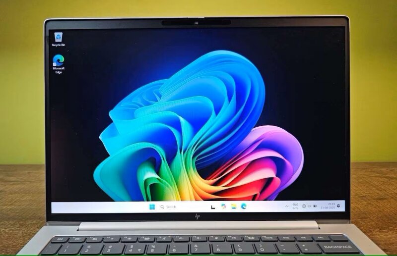 HP EliteBook 8 G1a là laptop AI tiên phong dành cho chuyên gia thời đại số