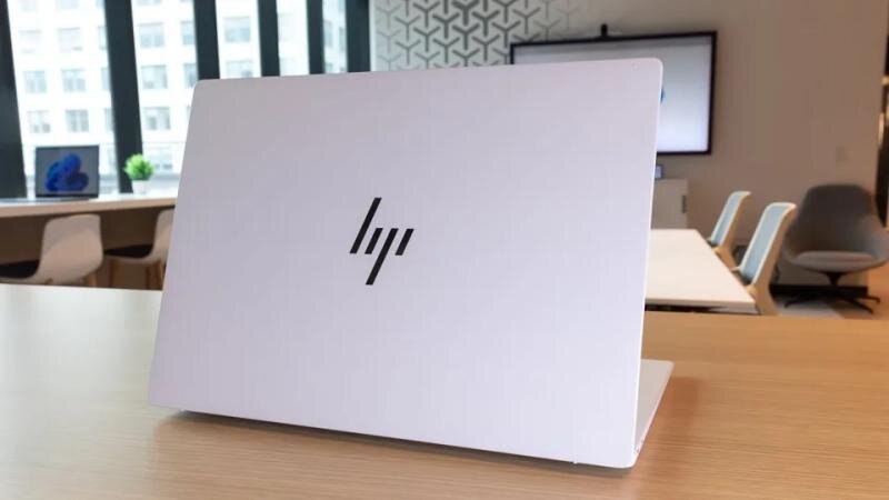 HP OmniBook X 14: ‘Tái sinh’ sau 22 năm, pin trâu hơn cả Macbook Air!