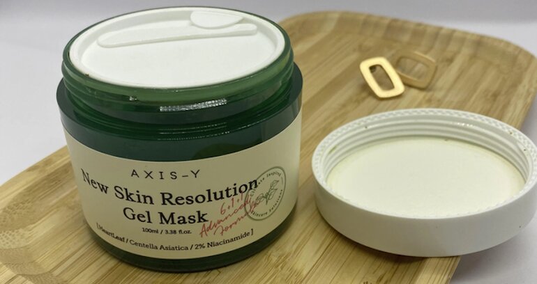 Mặt nạ dạng gel Hàn Quốc New Skin Resolution Gel Mask Giúp dưỡng da một cách trắng sáng và hồng hào.