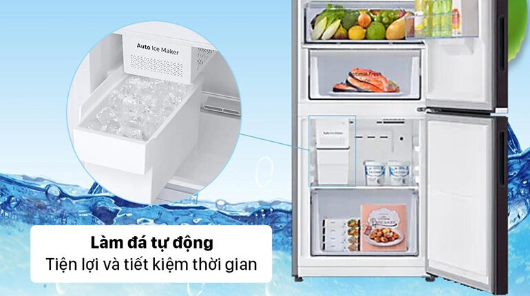 Tủ lạnh Samsung 307L với ngăn làm đá tự động nhanh chóng và tiện dụng