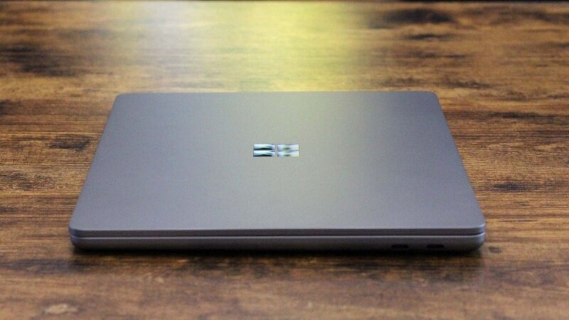 Hiệu năng Surface Laptop 13 inch 2025