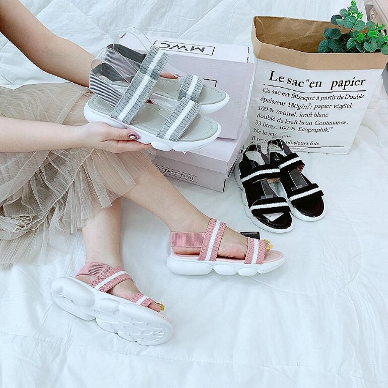 Giày dép mùa hè Xu hướng thời trang nóng nhất Giày dép mùa hè Xu hướng thời trang nóng nhất