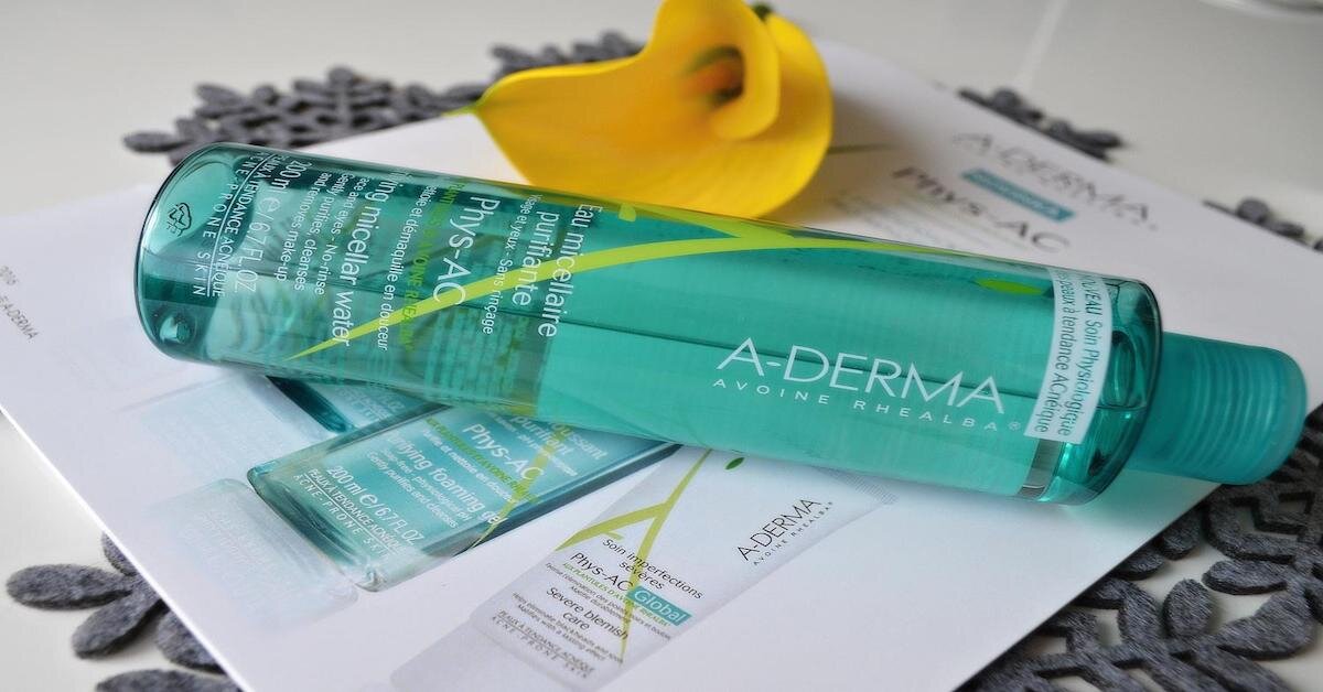Gel rửa mặt Aderma 200ml – sản phẩm dành cho mụn và nhạy cảm