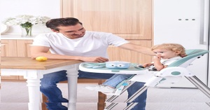 Ghế ăn dặm là gì? Có mấy loại ghế ăn dặm cho trẻ?