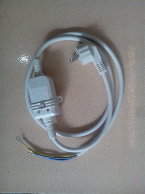 Giá bộ dây chống giật ELCB cho bình tắm nóng lạnh bao nhiêu tiền?