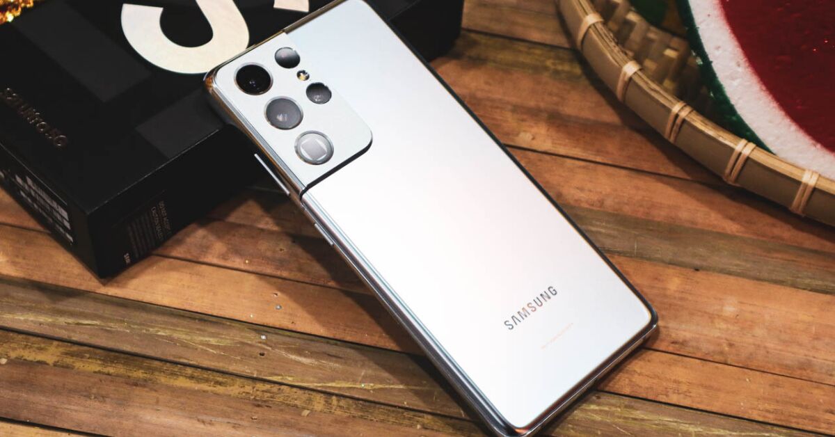 Giá điện thoại Samsung S21 Ultra mới nhất. Những ai nên mua và không nên mua S21 Ultra?
