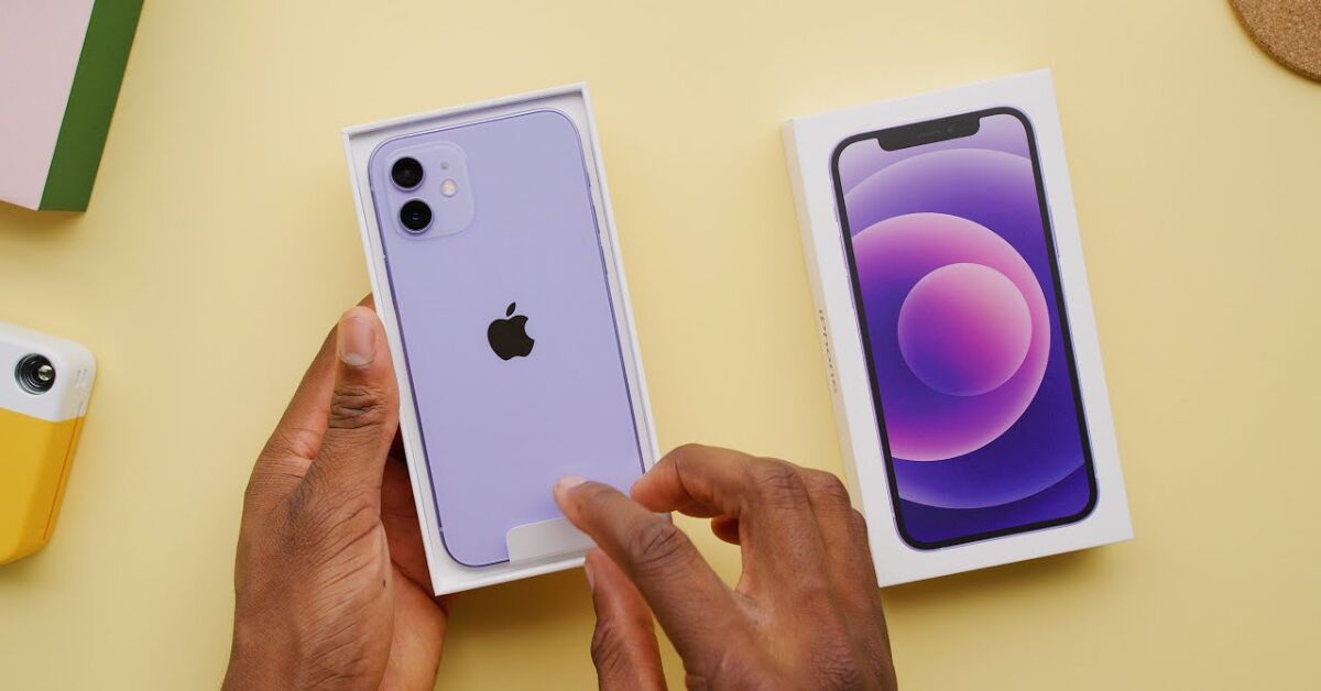 Giá iPhone 12 128GB đắt nhưng có còn là lựa chọn tốt trong năm 2021 không?