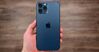 Giá iPhone 12 Pro Max hiện tại chỉ 25,5 triệu đồng nhưng có "đáng tiền"?