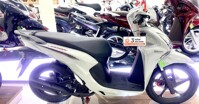 Giá xe máy Honda Vision 2023 chạm đáy khi thuế VAT còn 8%