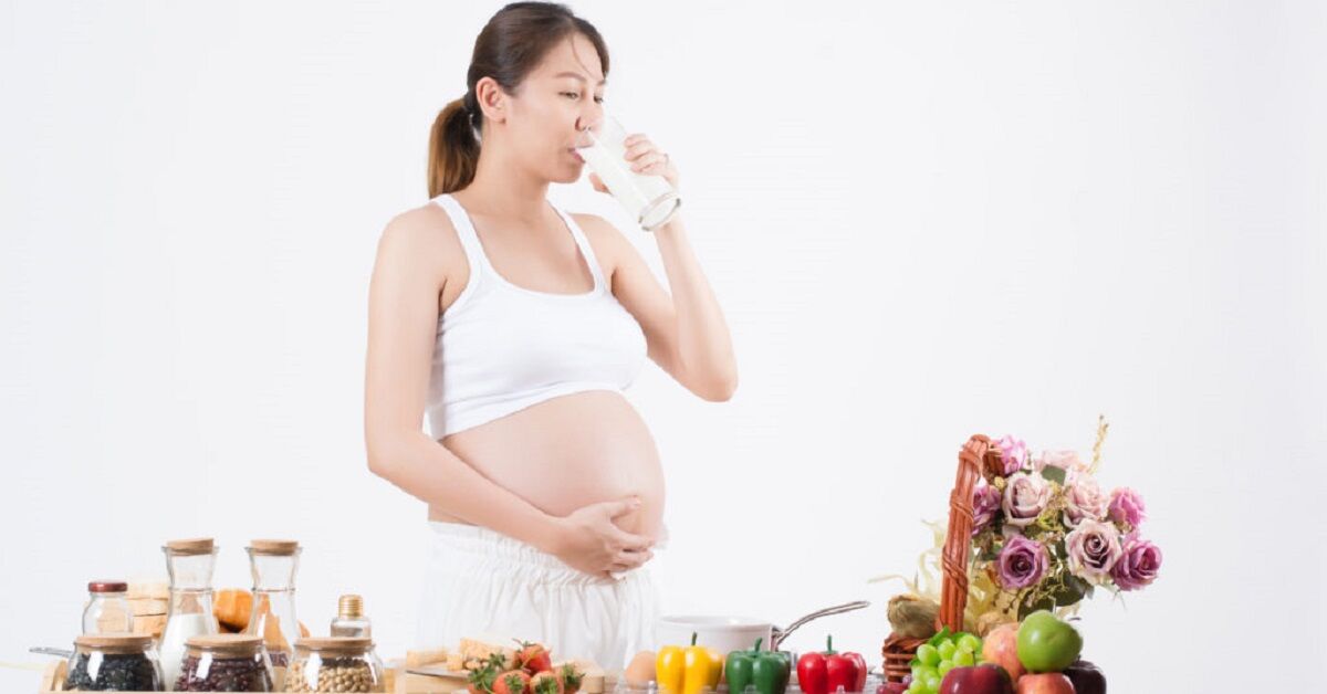 Giải đáp: Sữa bầu uống khi nào tốt? Nên uống như thế nào?