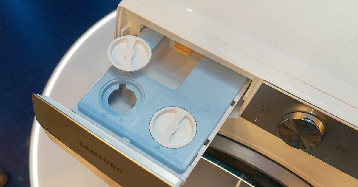 Giải đáp tất tần tật về khay đổ nước giặt máy giặt Samsung