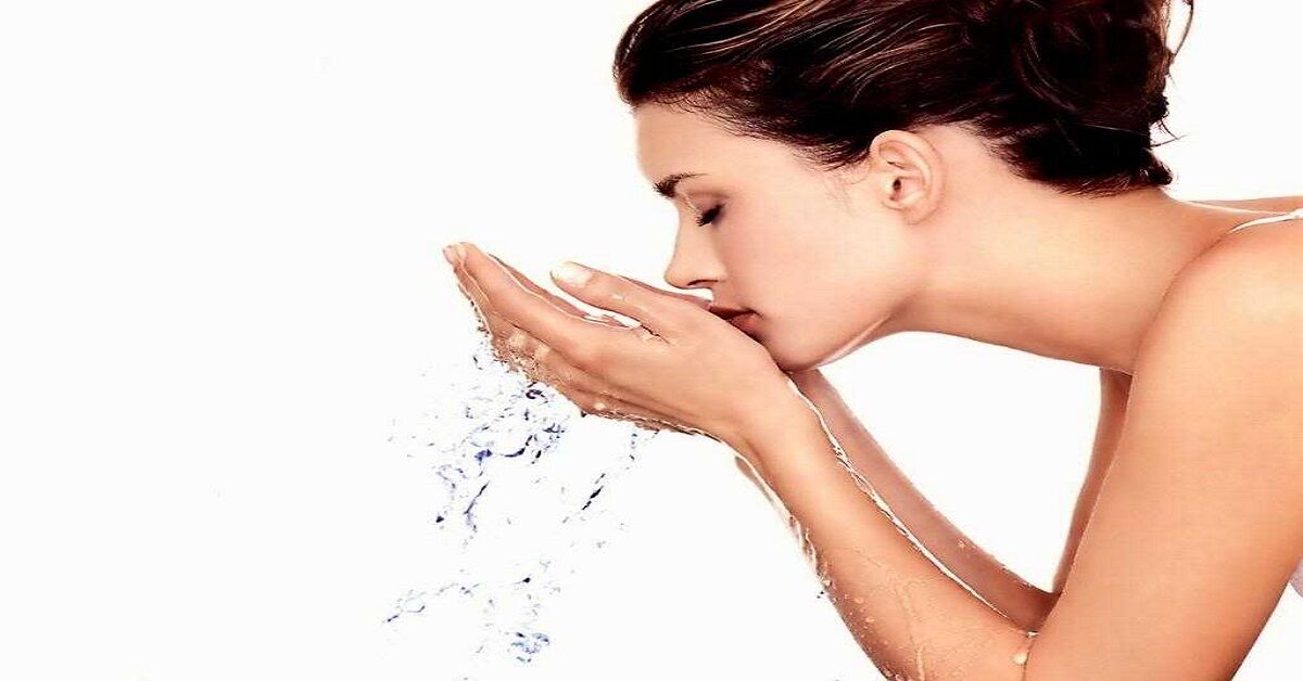 Giới thiệu top 3 sản phẩm sữa rửa mặt nhật đang được yêu thích nhất