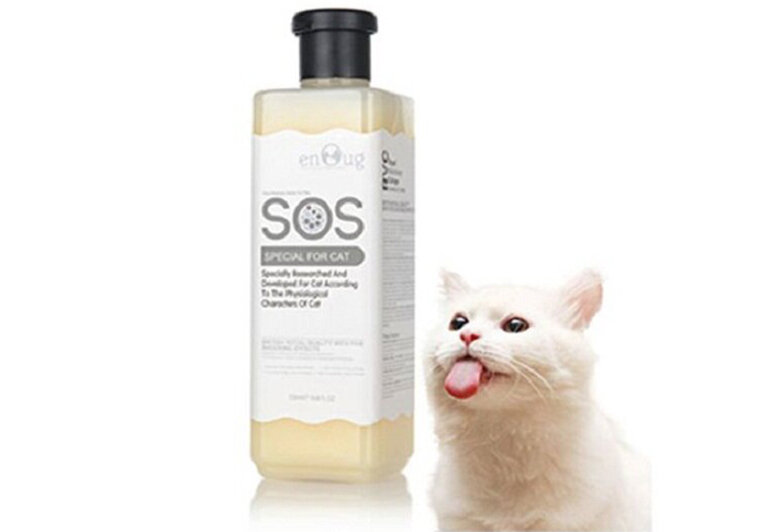 SOS shower gel for white cats