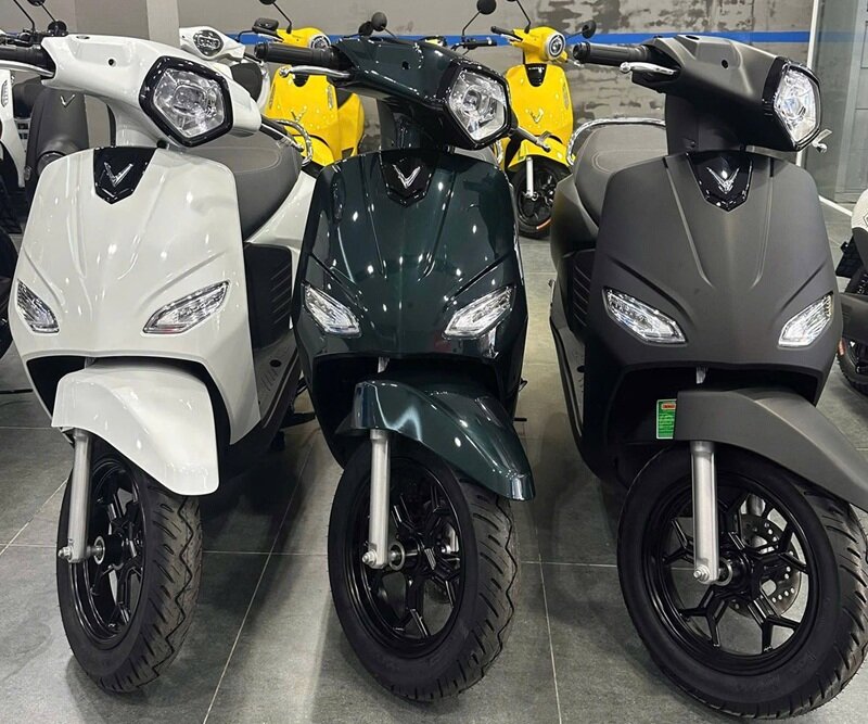 Xe máy điện mới đi tới 262 km/lần sạc, màn hình TFT, đang giảm giá 4,5 triệu đồng