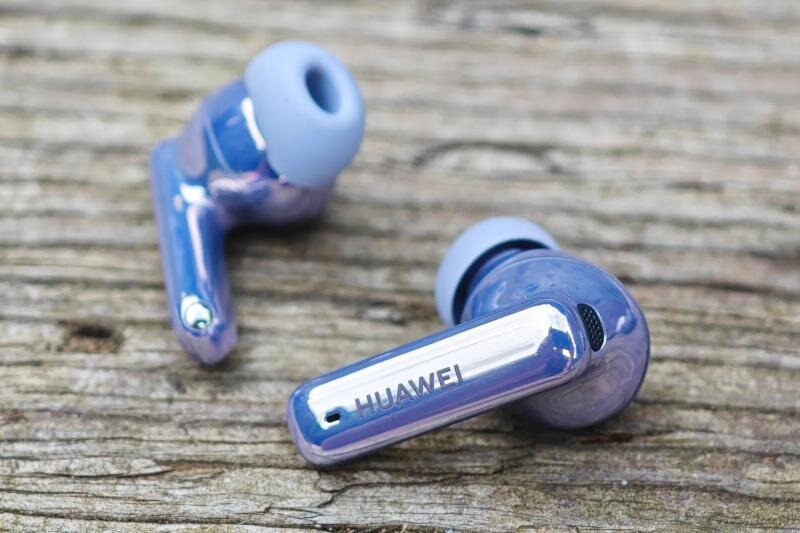 Huawei FreeBuds 6i: Bước tiến mới của tai nghe không dây