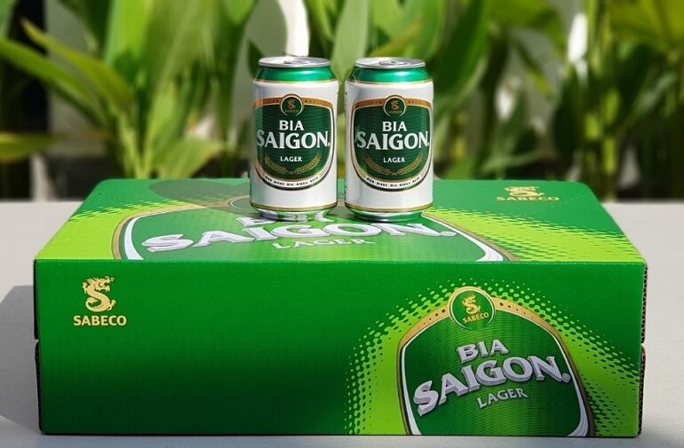 Bia Sài Gòn Xanh và bia Sài Gòn Đỏ – Giá tham khảo: 260.000 đồng/thùng 24 lon bia Saigon Lager 330ml