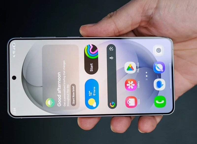 Samsung Galaxy S26 Plus giảm sốc tới chục triệu, flagship 2026 dễ tiếp cận hơn với khách Việt