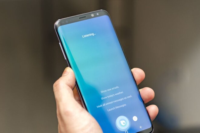 Dùng trợ lý ảo Bixby bằng giọng nói vô cùng tiện lợi