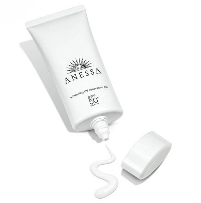 Gel chống nắng Anessa White Perfect UV SPF50+/PA++++ 90g được thiết kế với bao bì bên ngoài đơn giản.