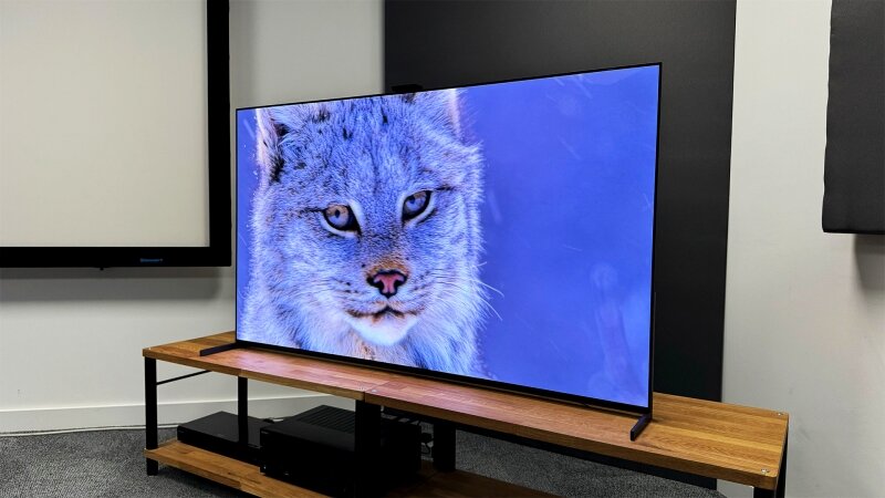 So sánh Samsung 65S95C và Sony XR-65A95L - Tivi OLED nào hợp với bạn hơn?