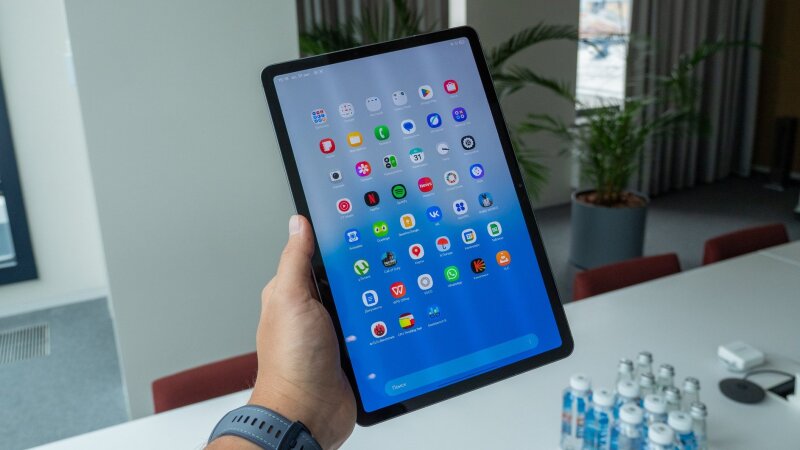 Samsung Galaxy Tab S11: Mỏng nhẹ, mạnh mẽ, sẵn sàng đồng hành