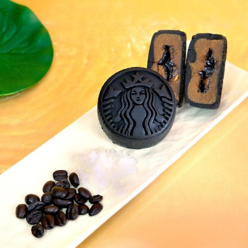 Explore in detail each type of Starbucks 2024 Mooncake