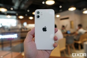 iPhone 12 VN/A chính hãng giá rẻ không ngờ: Vẫn "vô địch" về hiệu năng trong phân khúc