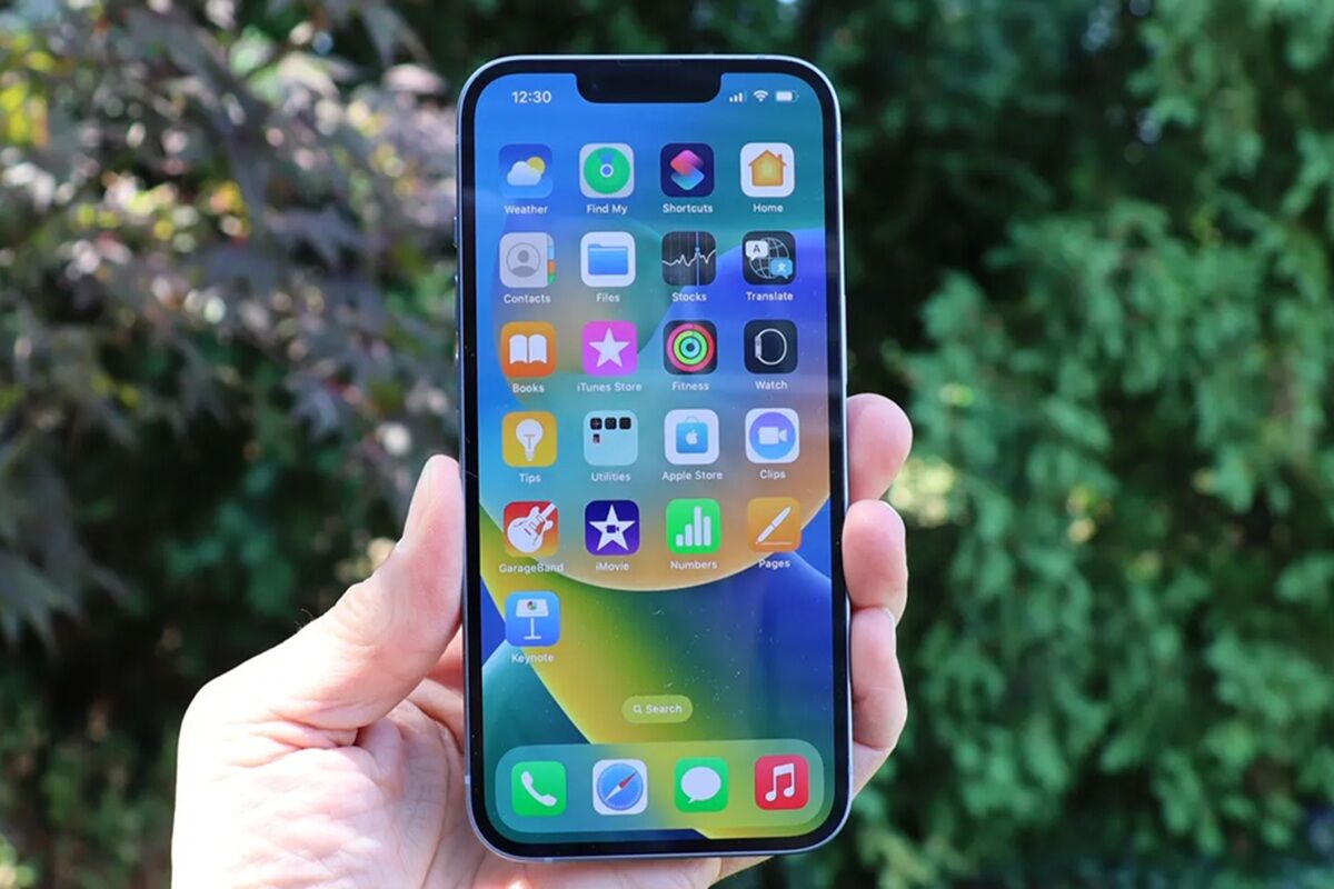 iPhone 14 VN/A giảm giá còn 12 triệu đồng, hiệu năng vẫn khiến đối thủ phải "hít khói"