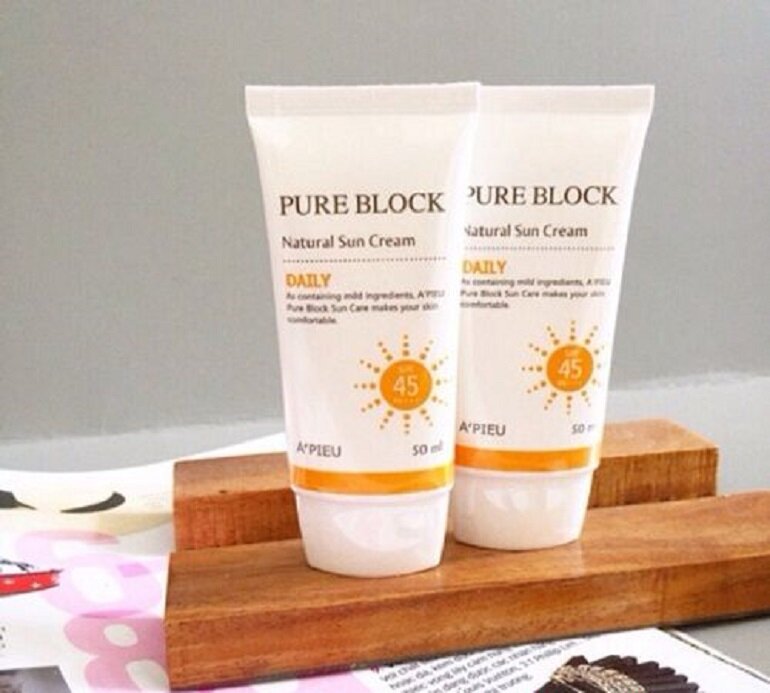 Kem chống nắng A’pieu Pure Block Natural Sun Cream Daily