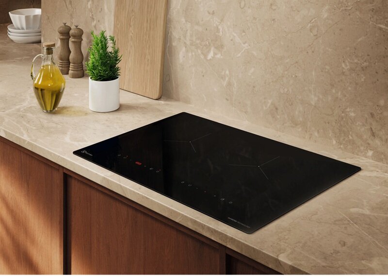 Bếp từ đôi Electrolux EHI7252BF tiết kiệm điện