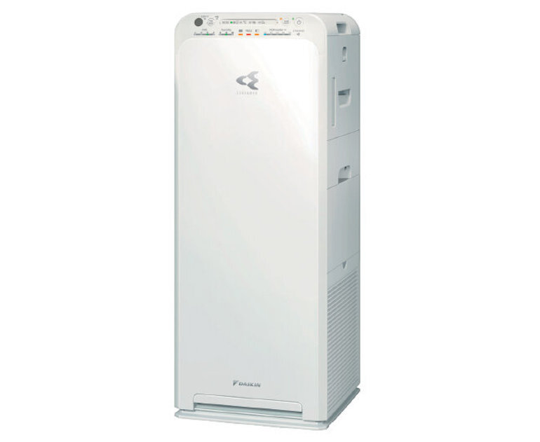 Máy lọc không khí Daikin mck55tvm6 được trang bị điều khiển từ xa dễ dàng với remote đi kèm.