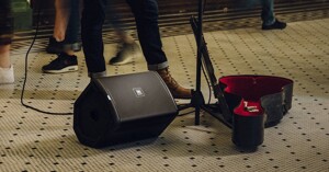 JBL Eon One Compact: Loa thùng mini nhưng âm thanh mạnh mẽ!