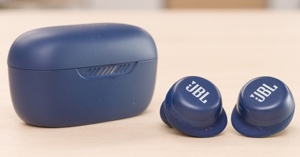 JBL Live Free NC Plus: Tai nghe chống ồn chủ động với thời lượng pin tốt!
