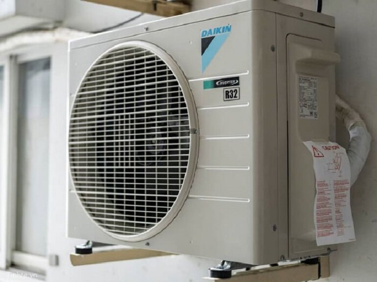 mã lỗi P4 điều hòa Daikin 