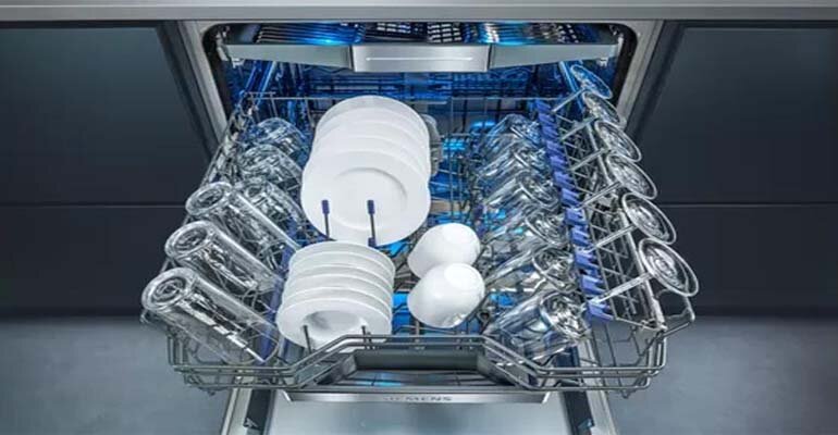 Giá máy rửa chén Siemens thường khá cao so với mặt bằng chung Máy rửa bát Siemens