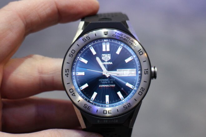 Tag Heuer Connected với những tính năng đáng kinh ngạc 