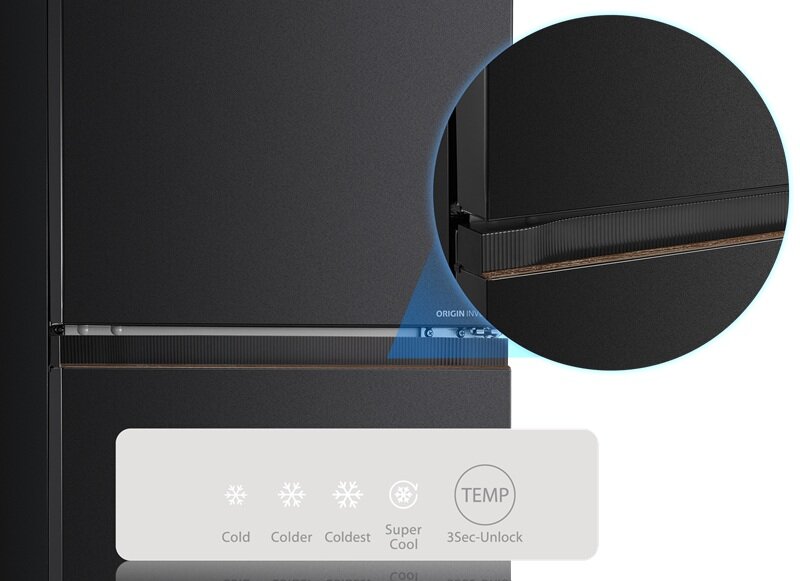 Tủ lạnh Toshiba GR-RT310WE-PMV(68) gây sốt nhờ có ngăn đông mềm khi giá chỉ 5 triệu đồng