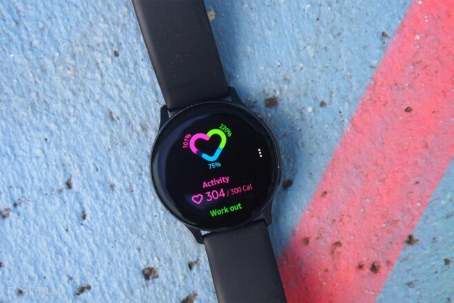 có nên mua samsung galaxy watch active 2