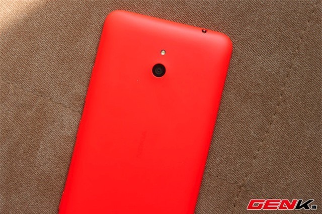 Đánh giá Lumia 1320: Phablet giá tốt, hiệu năng cao, camera trung bình