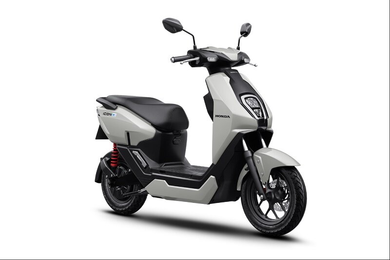 Giá xe máy điện Honda ICON e dưới 29 triệu đồng tại Việt Nam mà toàn trang bị xuất sắc và cực an toàn