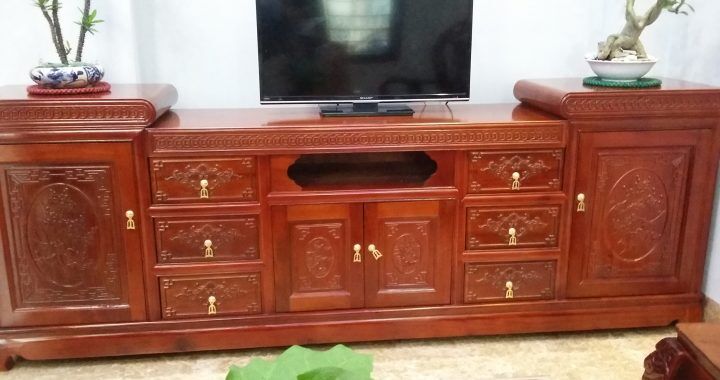 Kệ tivi gỗ, kệ tivi gỗ tự nhiên có những loại nào ?