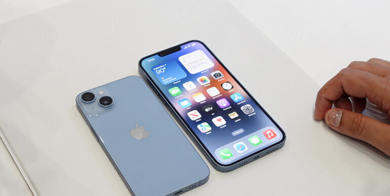 iPhone 14 màu xanh