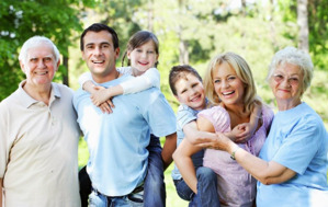 Khi nào nên mua bảo hiểm nhân thọ, độ tuổi nào, cho ai trong gia đình?