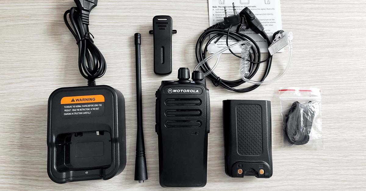 Kinh nghiệm chọn mua và sử dụng bộ đàm đeo tai chuẩn